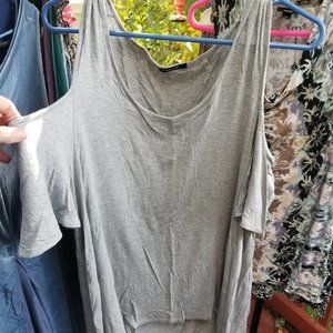 XL Tahari High Low cold shoulder top.